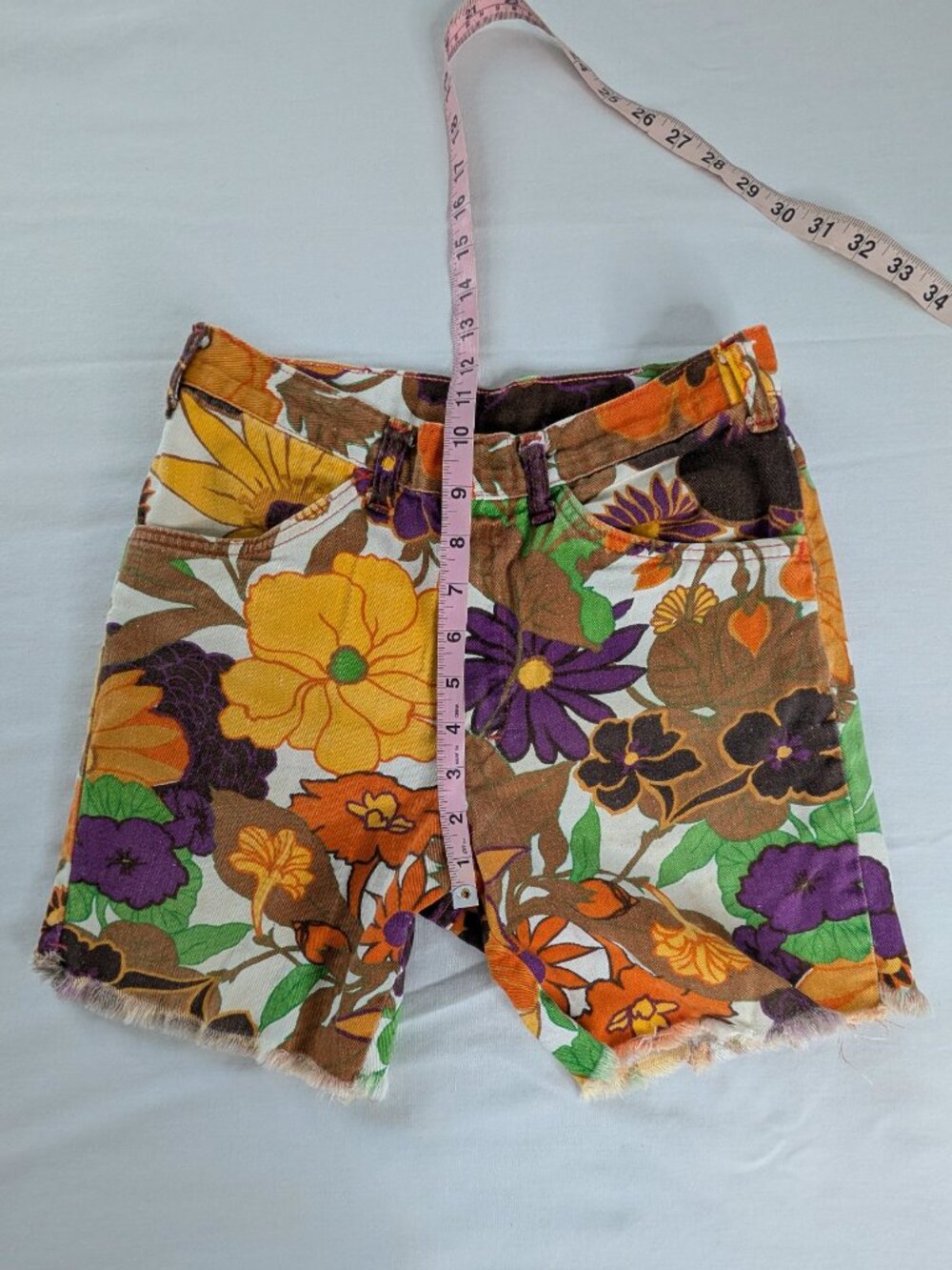 VTG Brown Yellow Floral 70s Raw Hem Cutoffs Jean Shorts - Picture 6 of 7